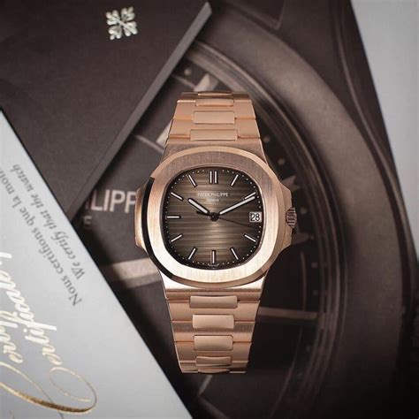 Đồng hồ patek philippe nautilus chính hãng 